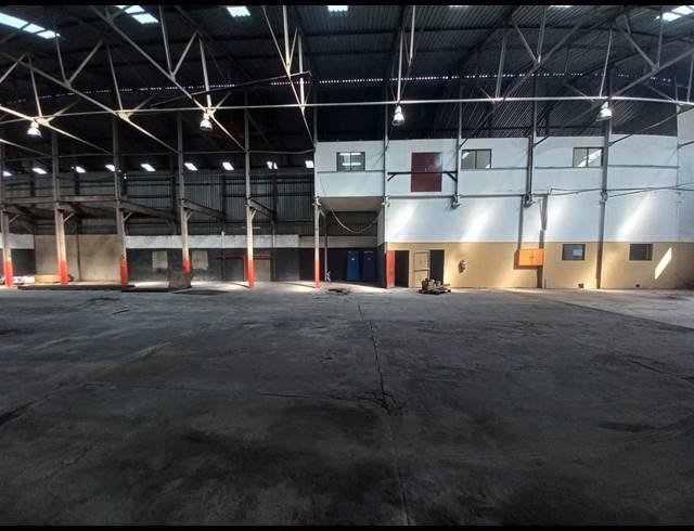 1,260M² FACTORY TO LET IN ANGELO